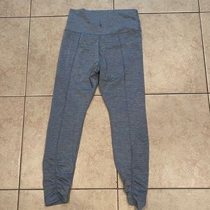 Nike Womens Dri Fit High Waist Leggings blue with scrunchi bottom size L